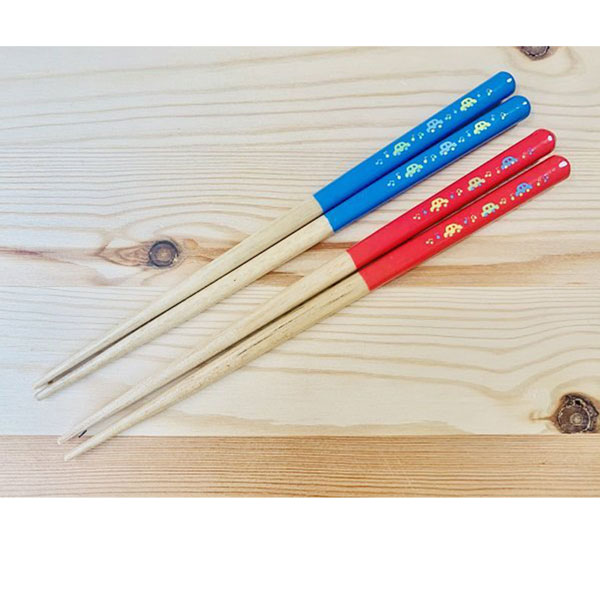 食洗機乾燥機OK 16.5cm 青(くるま)赤(くるま)二色から選べます こども箸 お弁当サイズ 天然木
